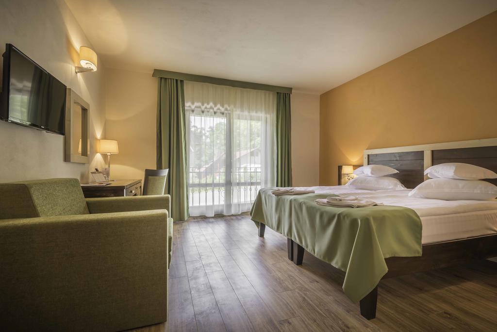 Hotel Szeifert سوفاتا المظهر الخارجي الصورة